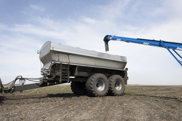 Unverferth | Pro-Force Dry Fertilizer Spreader | Model 2250